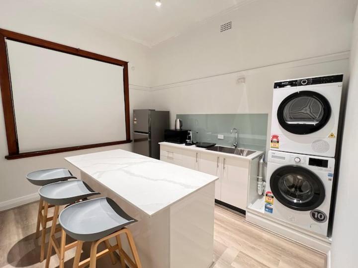 סידני Charming Central Unit In Authentic Building מראה חיצוני תמונה